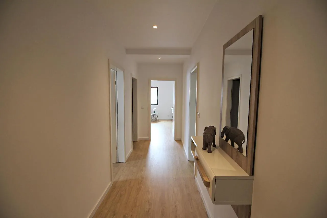 Pedreira Apartment カリェタ